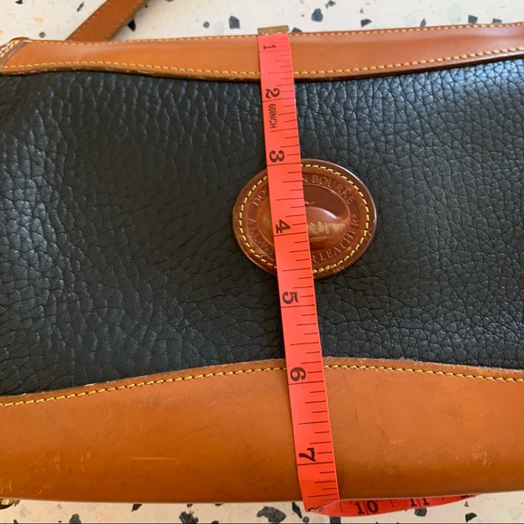 Vintage Dooney & Bourke Classic Top Zip Crossbody - Picture 6 of 16